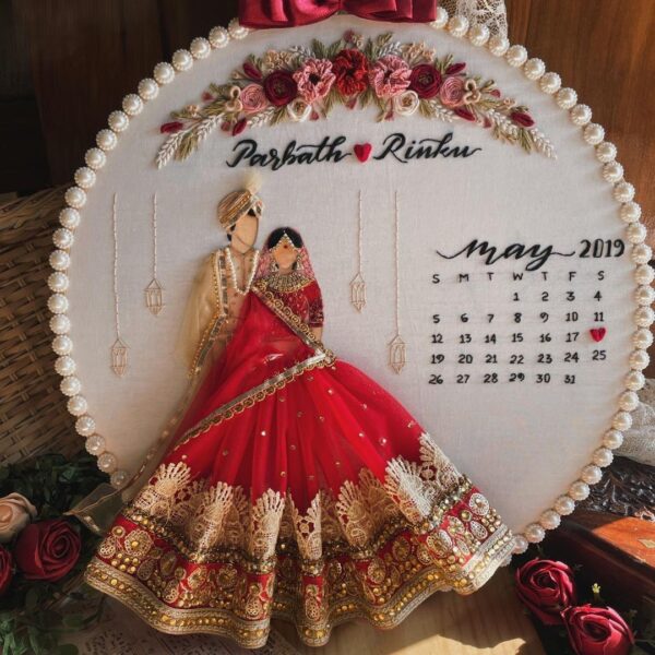 Red Gold Color Front-Facing Wedding Embroidery Handmade Gift